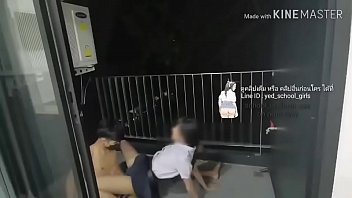 มัธยมไทย ผู้ชายแอบตั้งกล้อง เย็ดกันที่ระเบียง